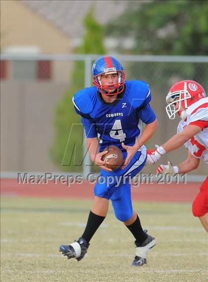 Thumbnail 3 in Camp Verde vs. St. Johns (AIA D5 Quarterfinal) photogallery.