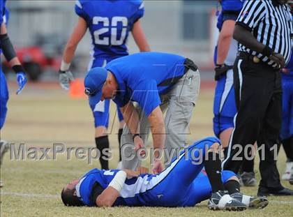 Thumbnail 2 in Camp Verde vs. St. Johns (AIA D5 Quarterfinal) photogallery.