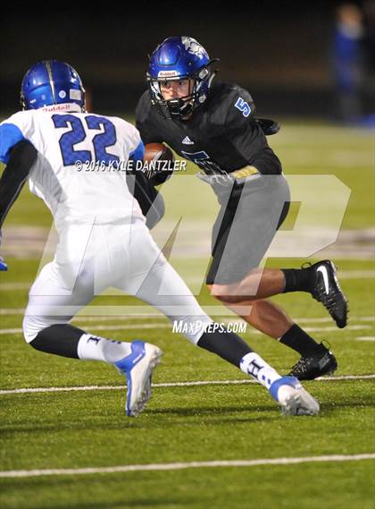 Thumbnail 1 in Gunter vs. Hooks (3A Division 2 Region 2 Area Round) photogallery.
