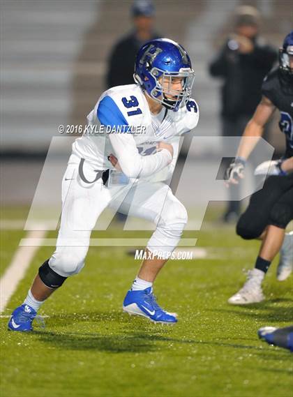 Thumbnail 2 in Gunter vs. Hooks (3A Division 2 Region 2 Area Round) photogallery.