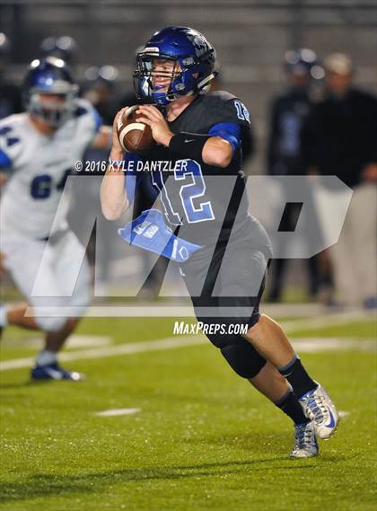 Thumbnail 2 in Gunter vs. Hooks (3A Division 2 Region 2 Area Round) photogallery.