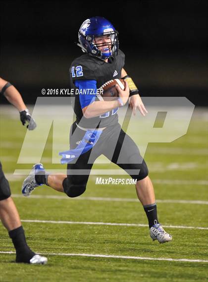Thumbnail 1 in Gunter vs. Hooks (3A Division 2 Region 2 Area Round) photogallery.