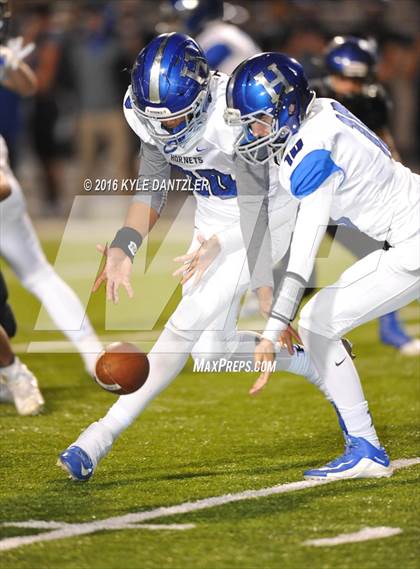 Thumbnail 1 in Gunter vs. Hooks (3A Division 2 Region 2 Area Round) photogallery.