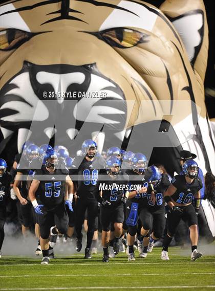 Thumbnail 1 in Gunter vs. Hooks (3A Division 2 Region 2 Area Round) photogallery.