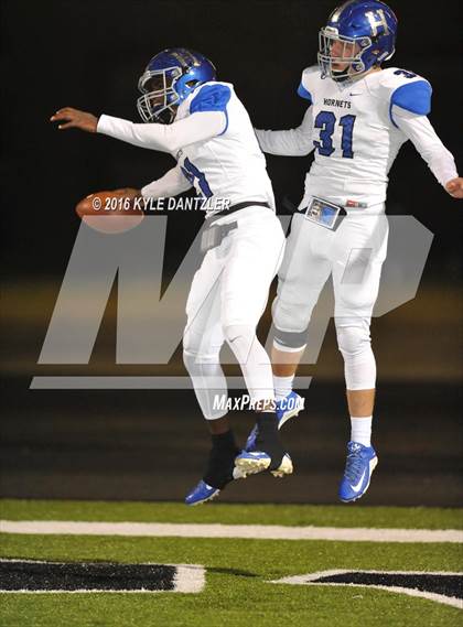 Thumbnail 3 in Gunter vs. Hooks (3A Division 2 Region 2 Area Round) photogallery.