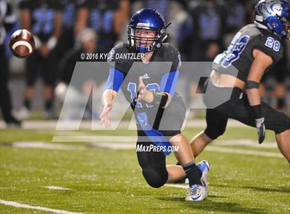 Thumbnail 2 in Gunter vs. Hooks (3A Division 2 Region 2 Area Round) photogallery.