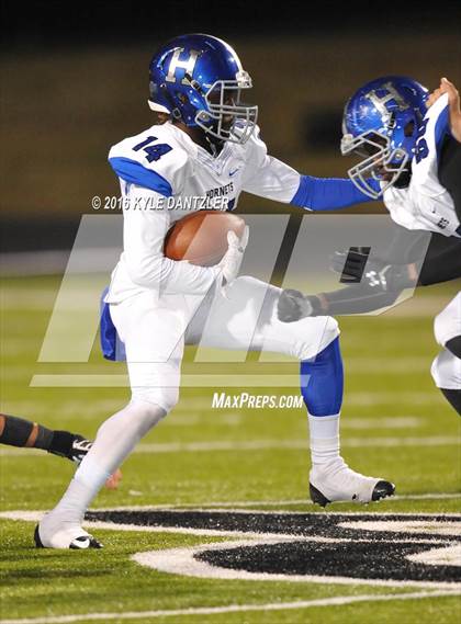 Thumbnail 1 in Gunter vs. Hooks (3A Division 2 Region 2 Area Round) photogallery.