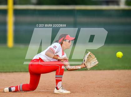 Thumbnail 2 in Katy @ Fort Bend Travis (UIL 6A Regional Quarterfinal Playoff) photogallery.