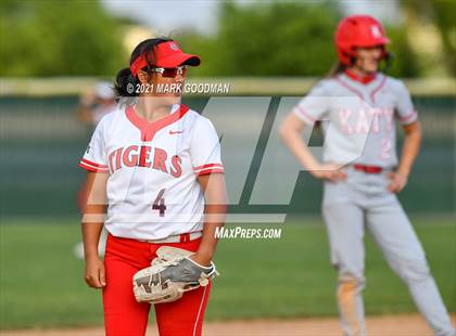 Thumbnail 2 in Katy @ Fort Bend Travis (UIL 6A Regional Quarterfinal Playoff) photogallery.