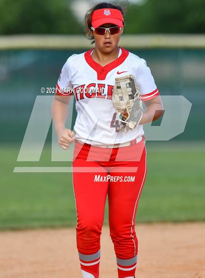 Thumbnail 1 in Katy @ Fort Bend Travis (UIL 6A Regional Quarterfinal Playoff) photogallery.