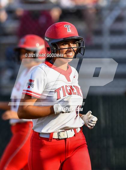 Thumbnail 2 in Katy @ Fort Bend Travis (UIL 6A Regional Quarterfinal Playoff) photogallery.