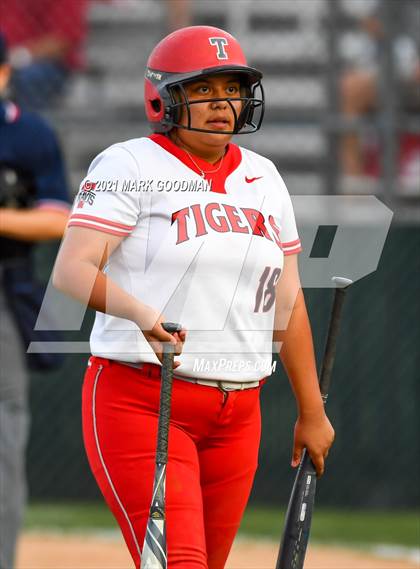 Thumbnail 1 in Katy @ Fort Bend Travis (UIL 6A Regional Quarterfinal Playoff) photogallery.