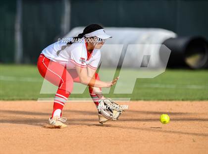 Thumbnail 3 in Katy @ Fort Bend Travis (UIL 6A Regional Quarterfinal Playoff) photogallery.