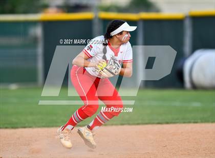 Thumbnail 3 in Katy @ Fort Bend Travis (UIL 6A Regional Quarterfinal Playoff) photogallery.