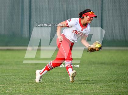 Thumbnail 3 in Katy @ Fort Bend Travis (UIL 6A Regional Quarterfinal Playoff) photogallery.