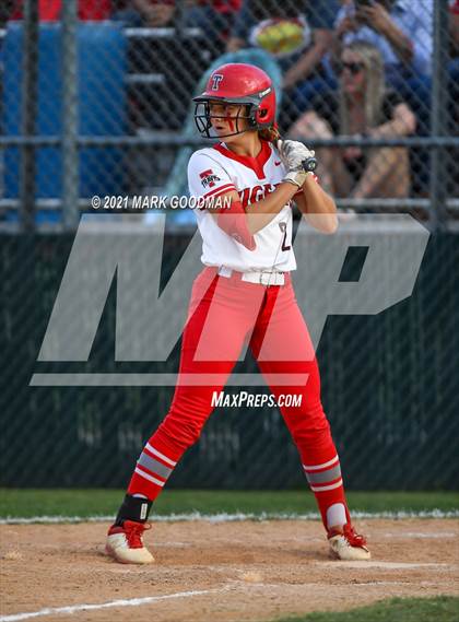 Thumbnail 2 in Katy @ Fort Bend Travis (UIL 6A Regional Quarterfinal Playoff) photogallery.