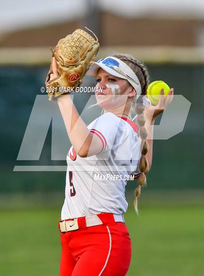 Thumbnail 1 in Katy @ Fort Bend Travis (UIL 6A Regional Quarterfinal Playoff) photogallery.