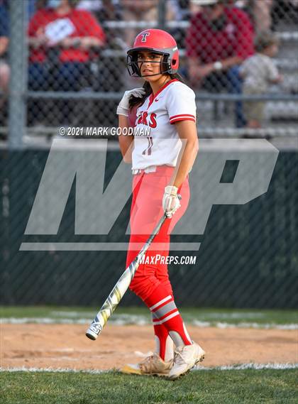 Thumbnail 2 in Katy @ Fort Bend Travis (UIL 6A Regional Quarterfinal Playoff) photogallery.