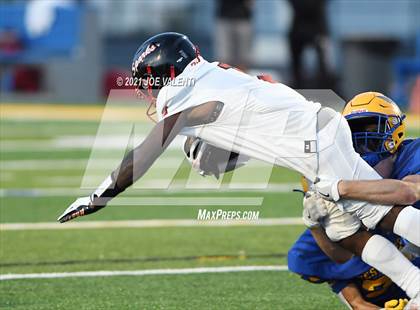 Thumbnail 1 in South Park vs. West Seneca West photogallery.