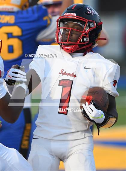 Thumbnail 1 in South Park vs. West Seneca West photogallery.
