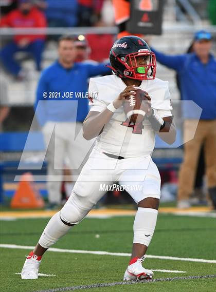 Thumbnail 1 in South Park vs. West Seneca West photogallery.