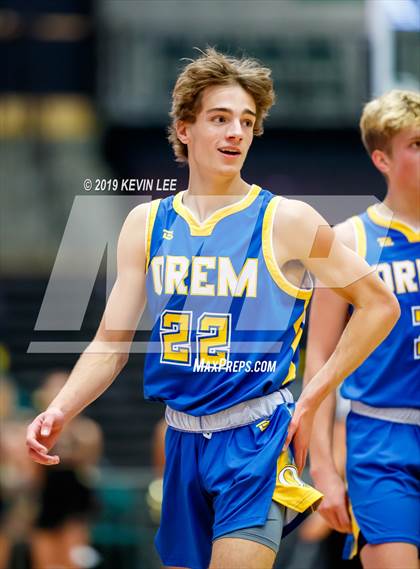 Thumbnail 3 in Maple Mountain vs. Orem (Utah Valley Tip-Off Classic) photogallery.