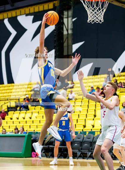 Thumbnail 3 in Maple Mountain vs. Orem (Utah Valley Tip-Off Classic) photogallery.
