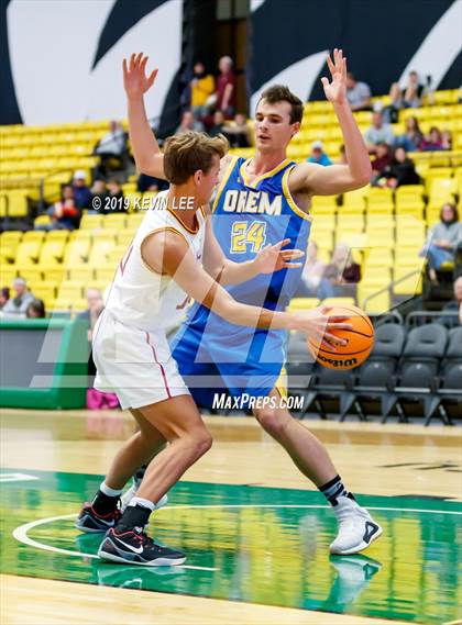 Thumbnail 1 in Maple Mountain vs. Orem (Utah Valley Tip-Off Classic) photogallery.