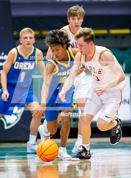 Thumbnail 1 in Maple Mountain vs. Orem (Utah Valley Tip-Off Classic) photogallery.