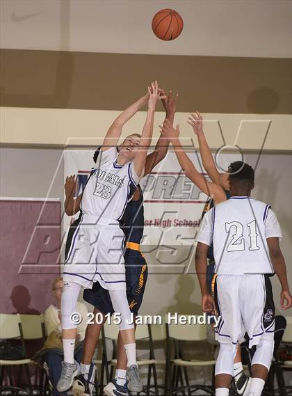 Thumbnail 2 in Rancho Cucamonga @ Warren (MaxPreps Holiday Classic) photogallery.