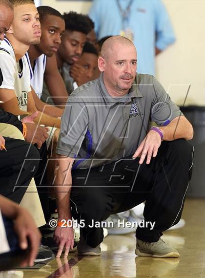 Thumbnail 3 in Rancho Cucamonga @ Warren (MaxPreps Holiday Classic) photogallery.