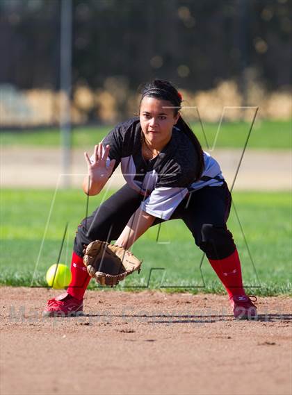 Thumbnail 2 in Lincoln @ St. Mary's (CIF SJS D1 Playoff) photogallery.