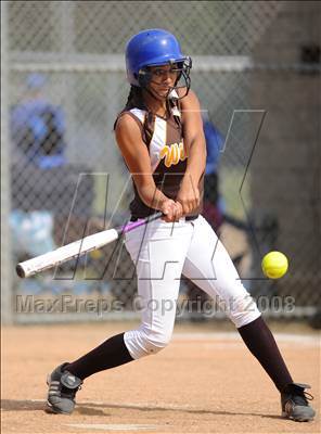 Thumbnail 2 in El Camino @ Rancho Bernardo photogallery.