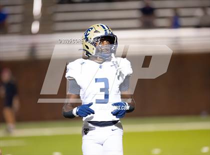 Thumbnail 3 in Thomas County Central vs Veterans photogallery.