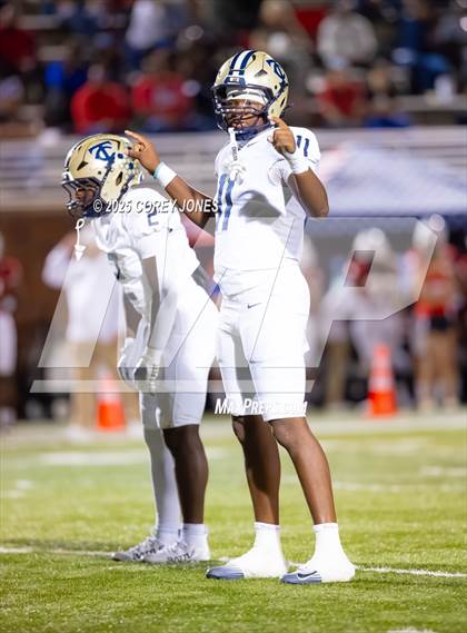 Thumbnail 2 in Thomas County Central vs Veterans photogallery.