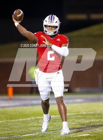 Thumbnail 2 in Thomas County Central vs Veterans photogallery.