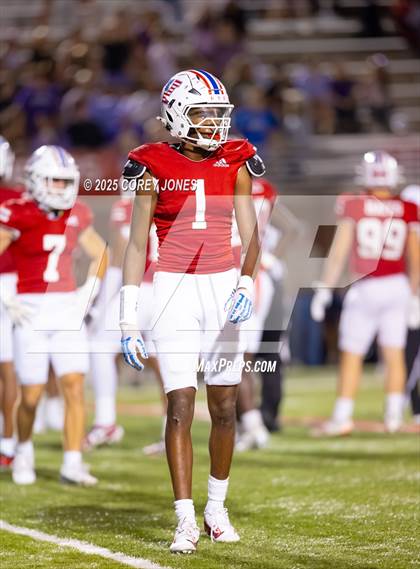 Thumbnail 3 in Thomas County Central vs Veterans photogallery.