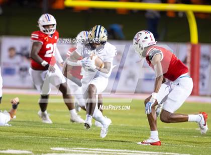 Thumbnail 3 in Thomas County Central vs Veterans photogallery.