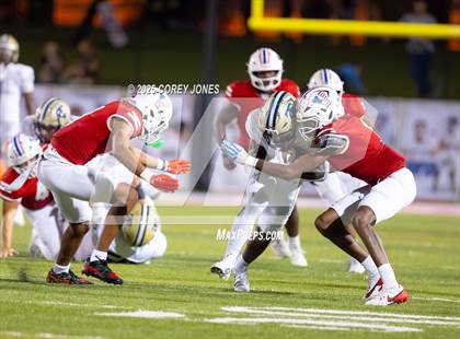 Thumbnail 2 in Thomas County Central vs Veterans photogallery.