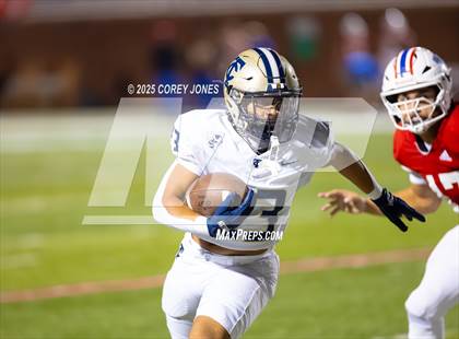 Thumbnail 2 in Thomas County Central vs Veterans photogallery.
