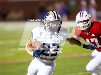 Thumbnail 3 in Thomas County Central vs Veterans photogallery.