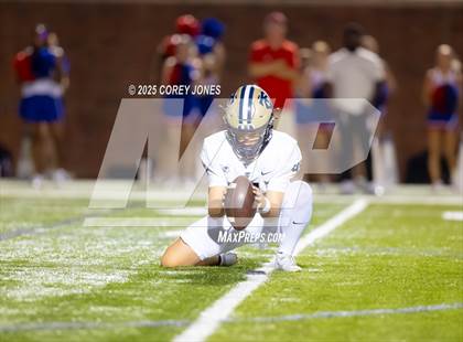 Thumbnail 2 in Thomas County Central vs Veterans photogallery.