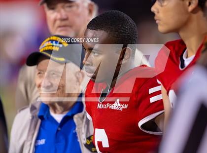 Thumbnail 3 in Thomas County Central vs Veterans photogallery.