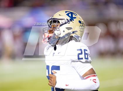 Thumbnail 2 in Thomas County Central vs Veterans photogallery.