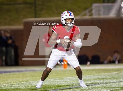 Thumbnail 1 in Thomas County Central vs Veterans photogallery.