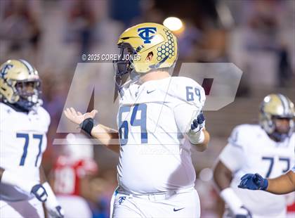 Thumbnail 1 in Thomas County Central vs Veterans photogallery.