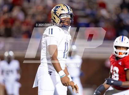 Thumbnail 3 in Thomas County Central vs Veterans photogallery.