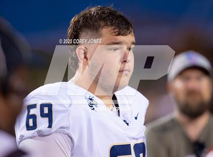 Thumbnail 2 in Thomas County Central vs Veterans photogallery.