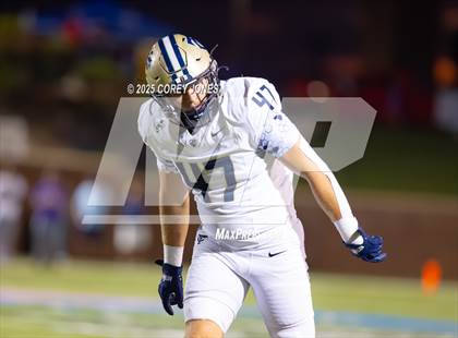 Thumbnail 2 in Thomas County Central vs Veterans photogallery.
