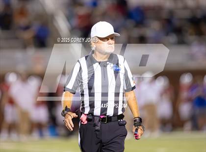 Thumbnail 2 in Thomas County Central vs Veterans photogallery.